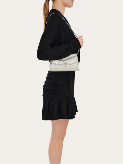 バッグ・カバンその他 FERRAGAMO Woman Mini bag Black 779733215974 021 20148921_50537602_600.jpg