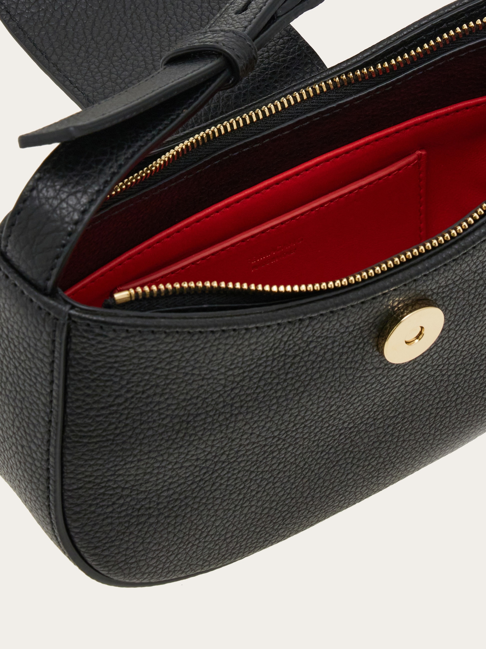 ★関税込み★ FERRAGAMO Double Gancini Mini Bag Ferragamo Double Gancini Leather Mini Bag | Black | FARFETCH