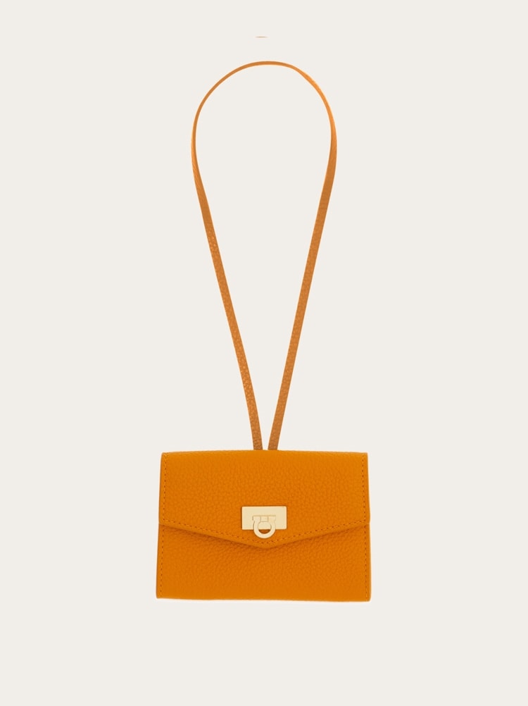 Card holder charm Gallery image 1