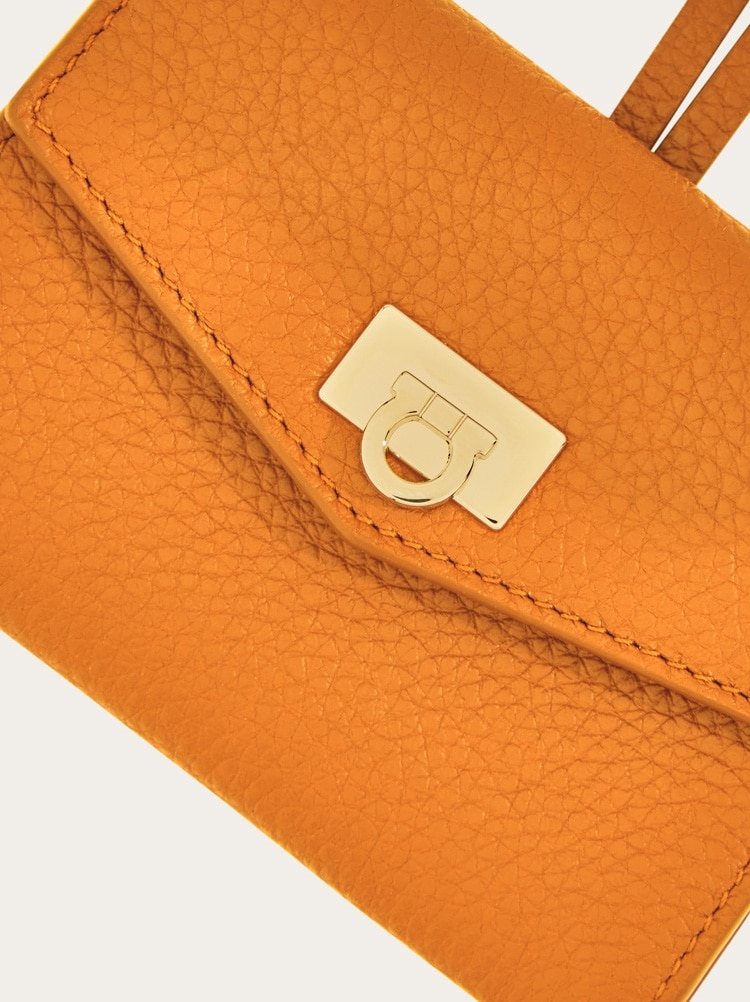 Card holder charm Gallery image 5