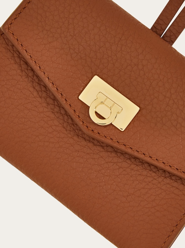 Card holder charm Gallery image 4