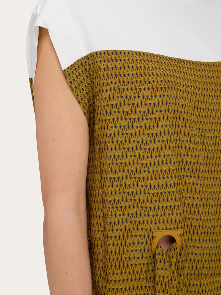 Sleeveless silk dress Gallery image 5