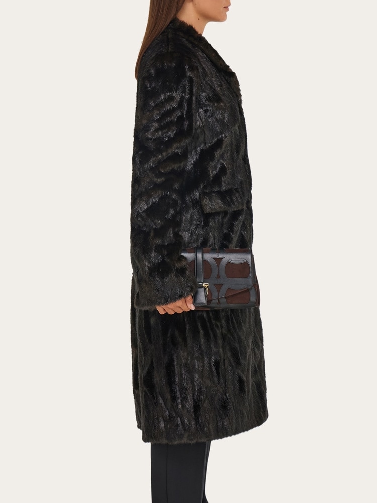 Front flap crossbody bag (S) Gallery image 2