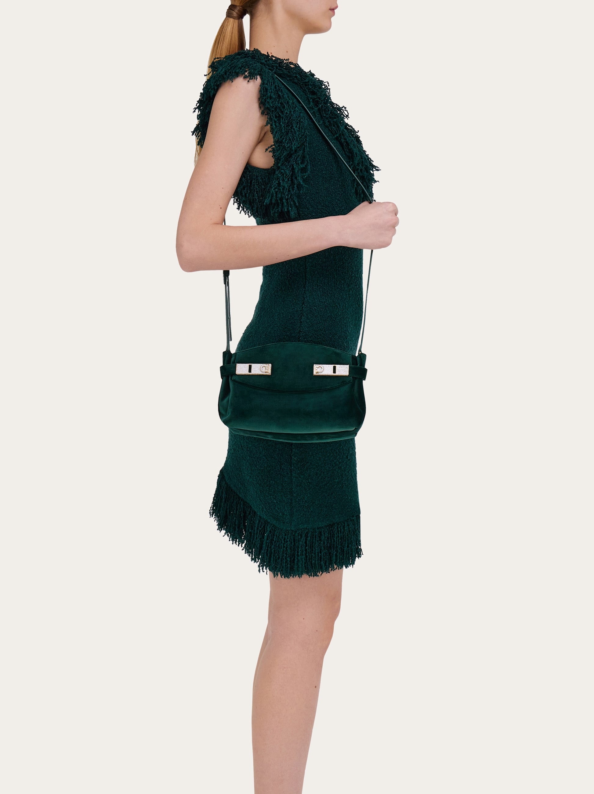 【関税込・国内発送】FERRAGAMO Hug Soft XS crossbody bag Hug soft crossbody bag (XS) - Women | Ferragamo