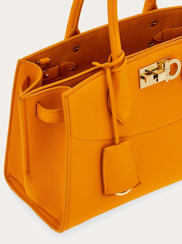 New Ferragamo Studio soft bag (M) Gallery image 8