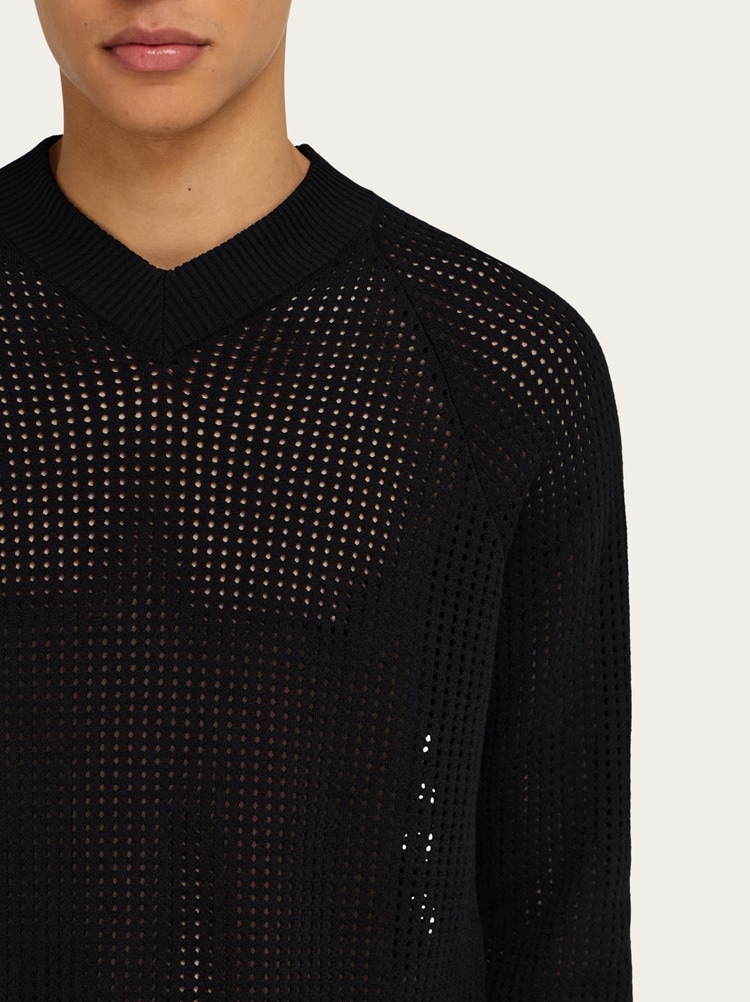 Open knit sweater Gallery image 4