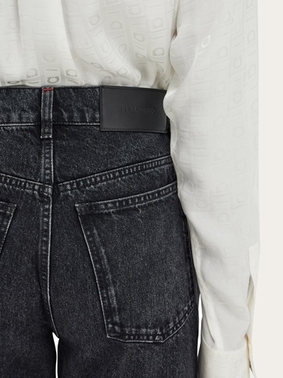 デニム・ジーパン FERRAGAMO Woman Jeans Black 13G876 782632 002 FERRAGAMO: Jeans woman - Black | Ferragamo jeans 13G876