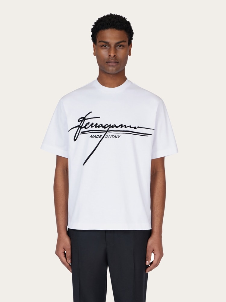 Crew neck T-shirt with printed signature Gallery image 2