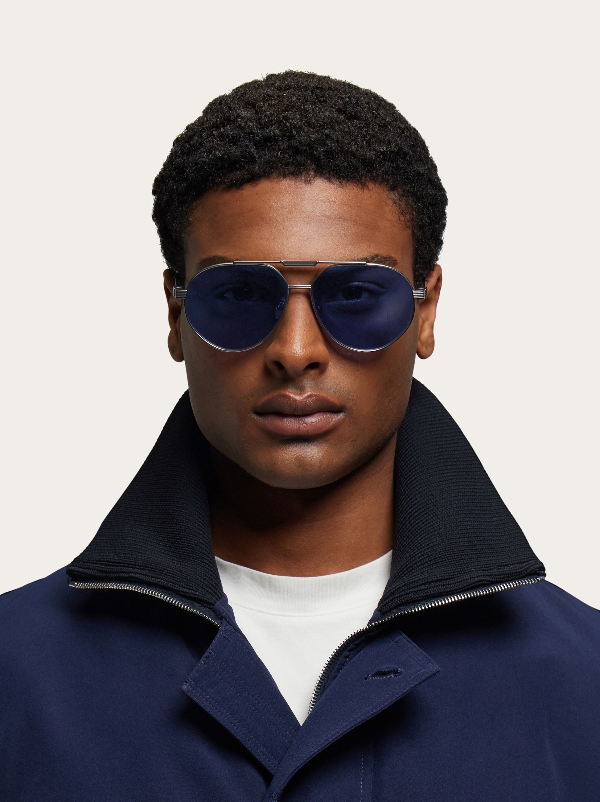 【Ferragamo】フェラガモ アビエーター サングラス Aviator frame sunglasses - Men | Ferragamo