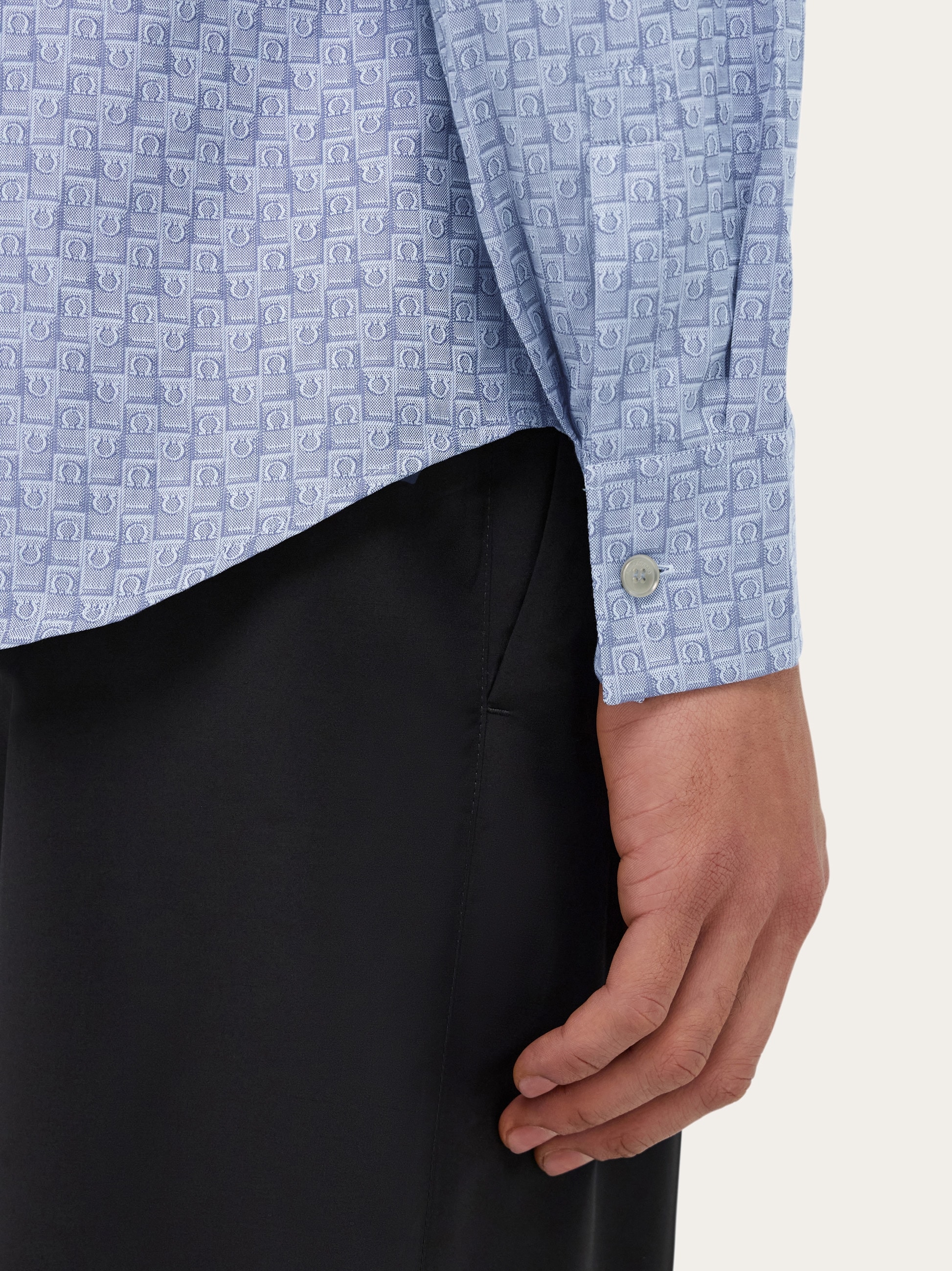6万取引突破★UPS速達便利用！【FERRAGAMO】11C466_Tシャツ T-shirt in Stretch Piquet BLUE Man NPMB350136STDWXSU806 | Fay