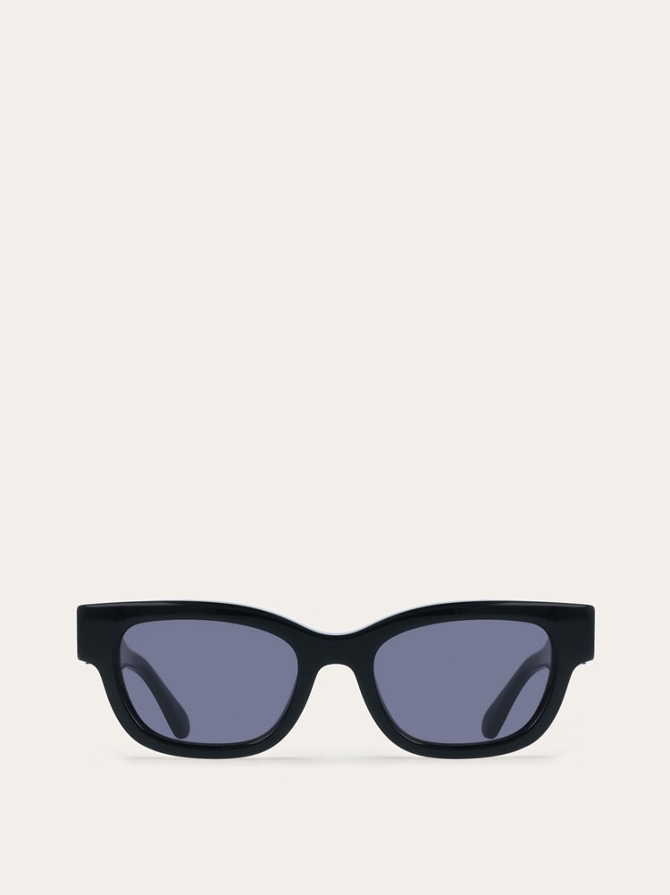 Sunglasses Gallery image 1