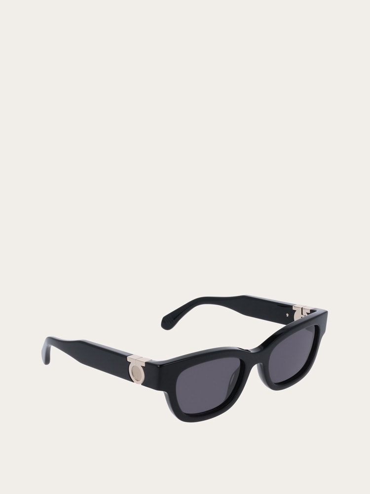 Sunglasses Gallery image 2