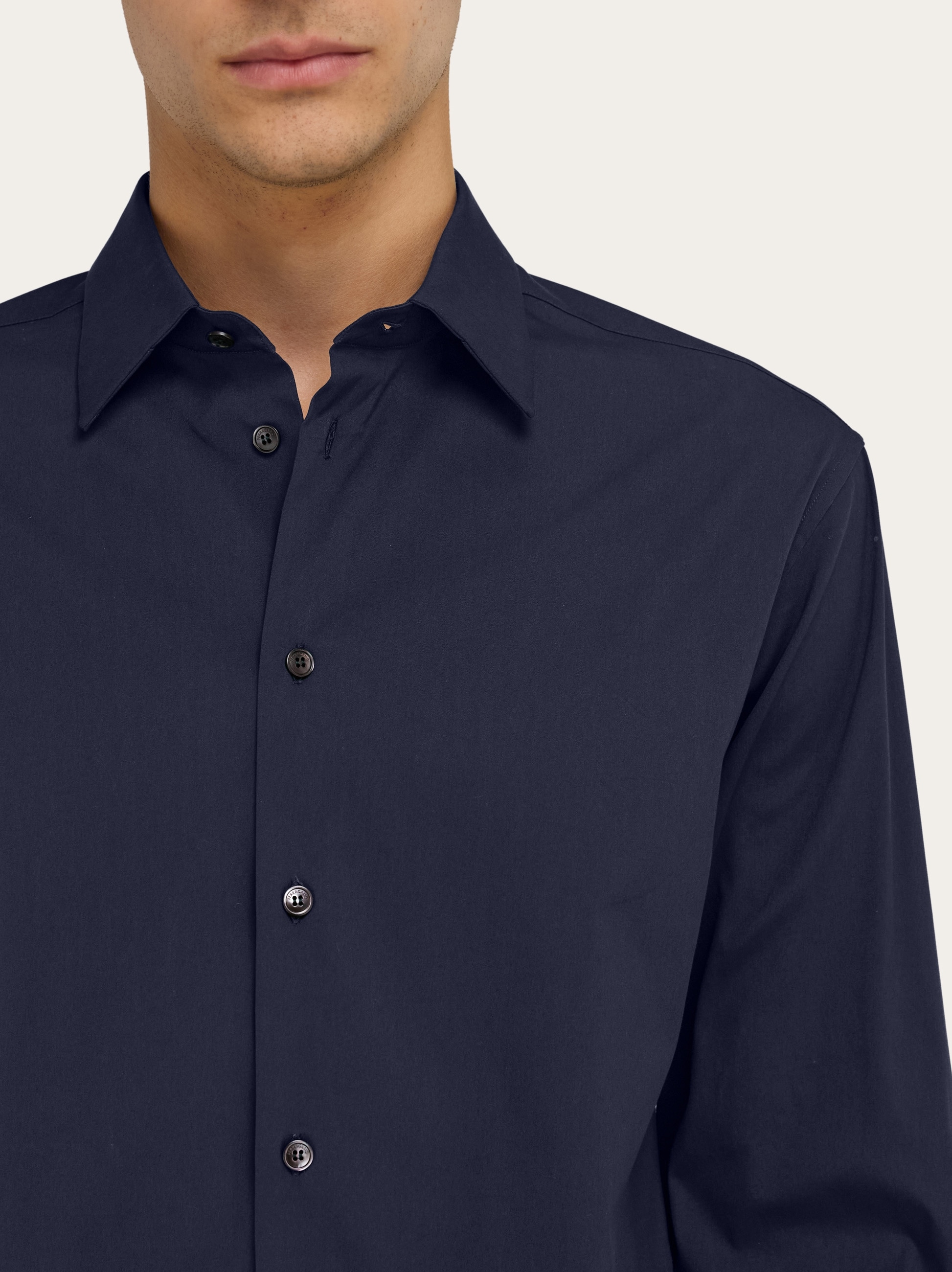 stafford men's regular fit easy care stretch dress shirt Fitted navy stretch shirt - Poplin main image 0