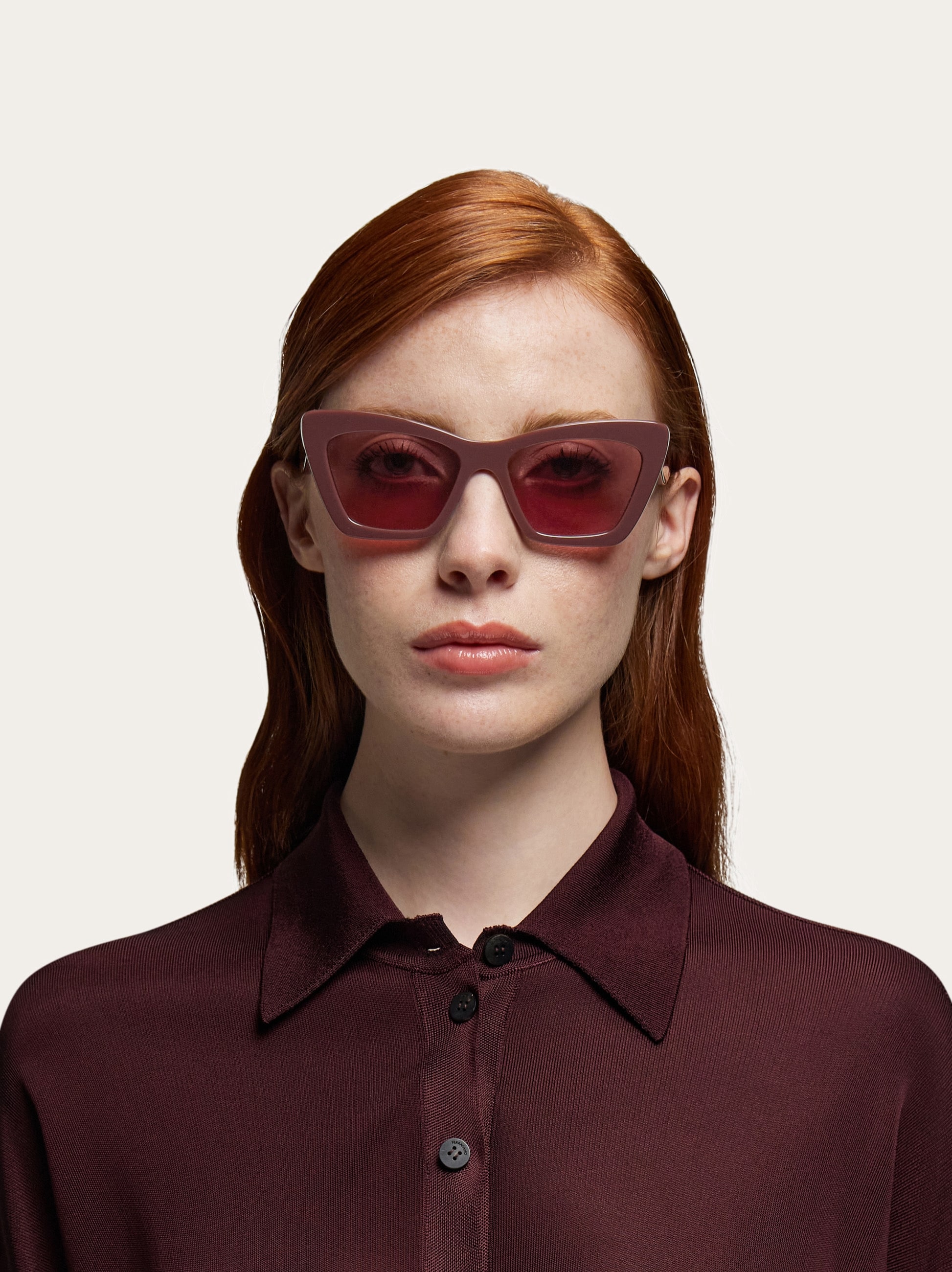 Butterfly frame sunglasses - Women | Ferragamo