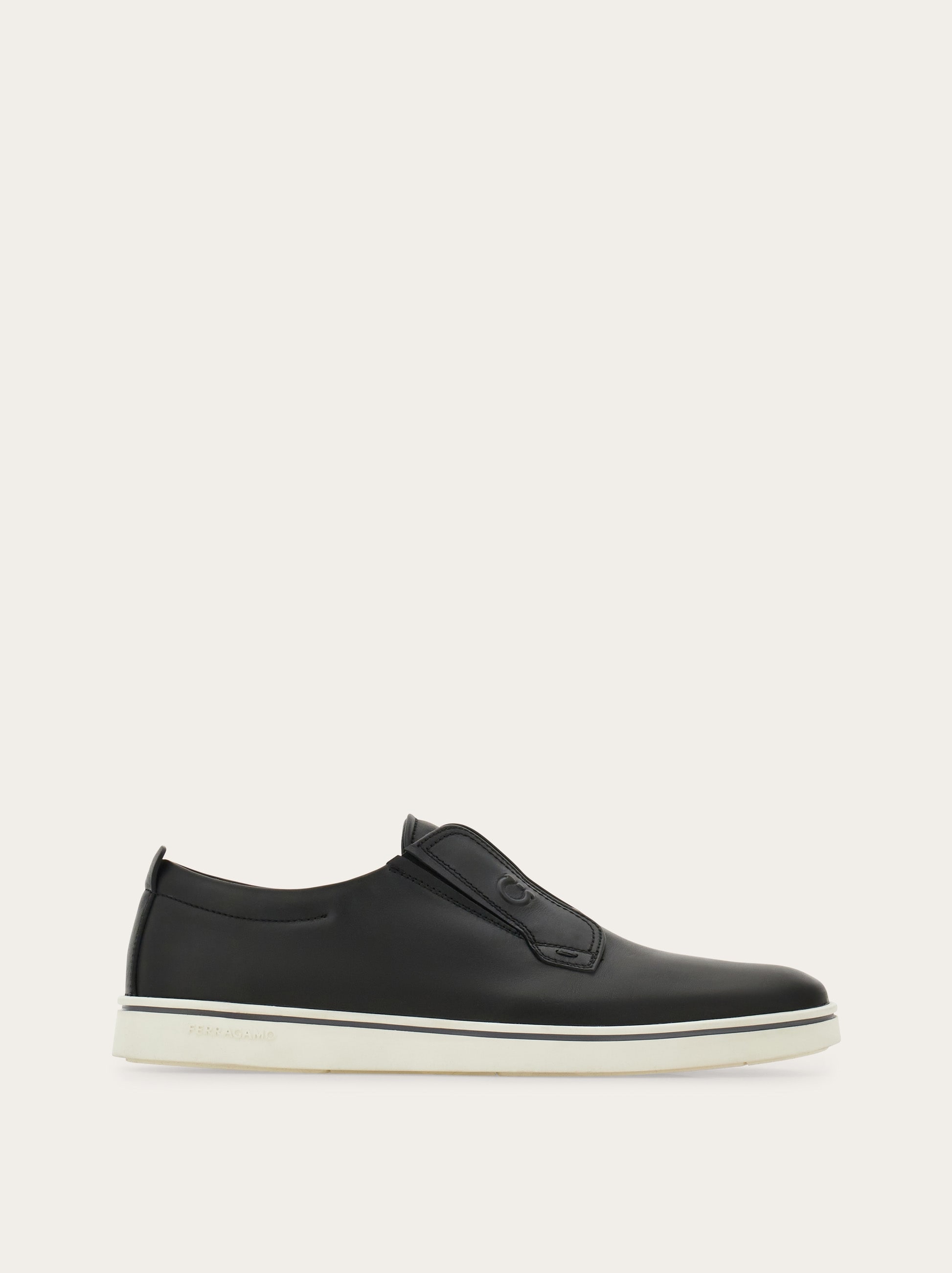 VIP【関税送料無料】希少 Salvatore Ferragamo GANCINI SNEAKERS VIP【関税送料無料】希少 Salvatore Ferragamo GANCINI SNEAKERS