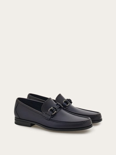 【FERRAGAMO】ロゴ入ローファー◆関税・送料込◆ FERRAGAMO】ロゴ入 ローファー◇関税・送料込◇