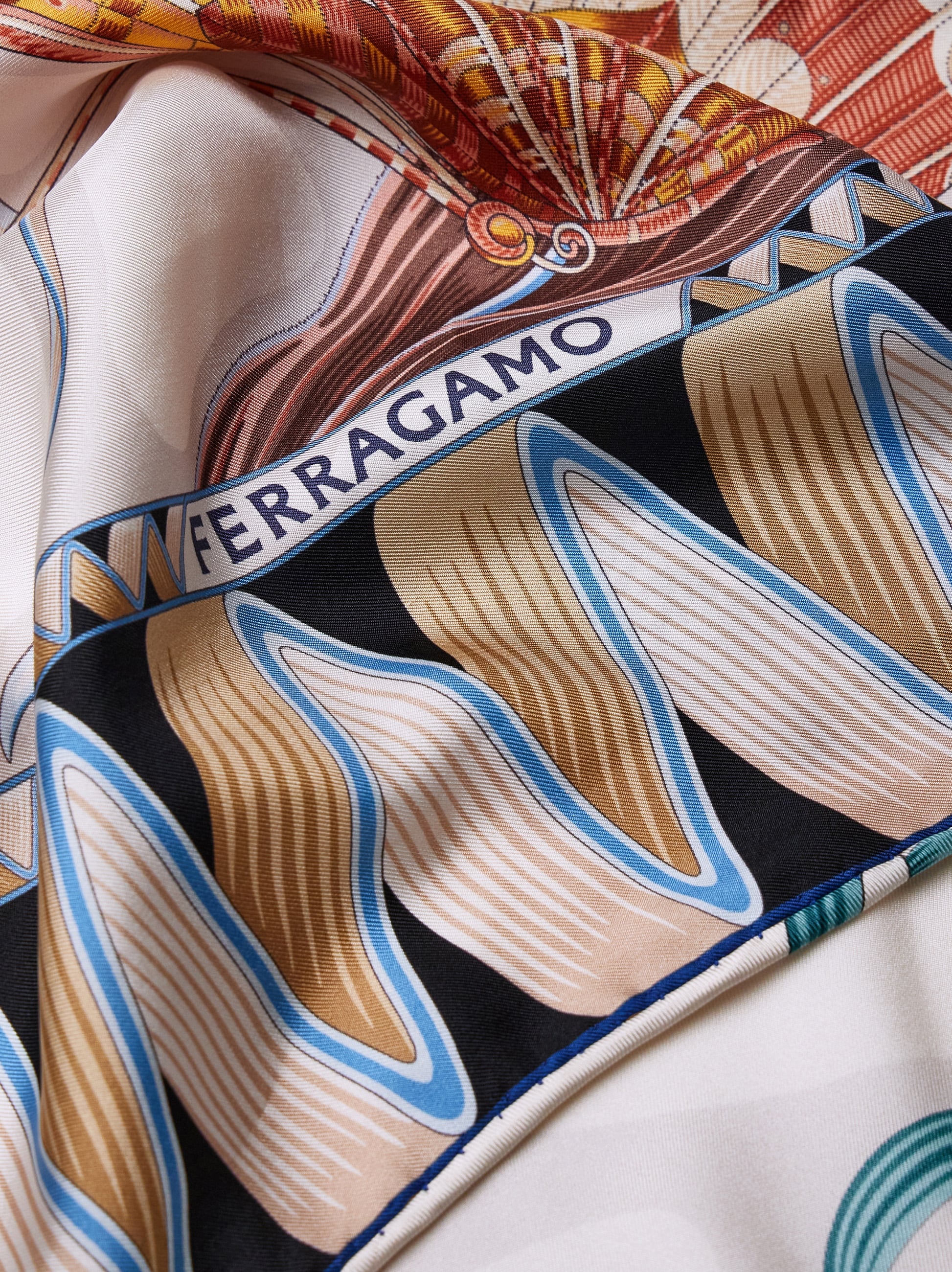 Giada print triangle foulard - Women | Ferragamo