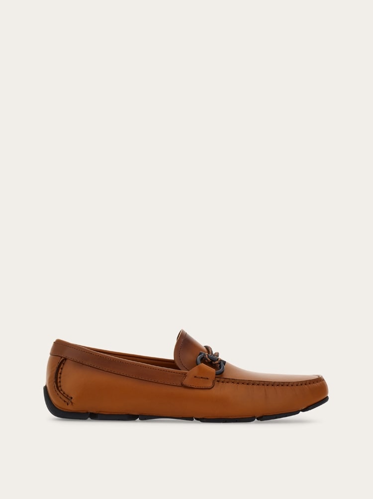 Driver with Gancini ornament - Men | Ferragamo