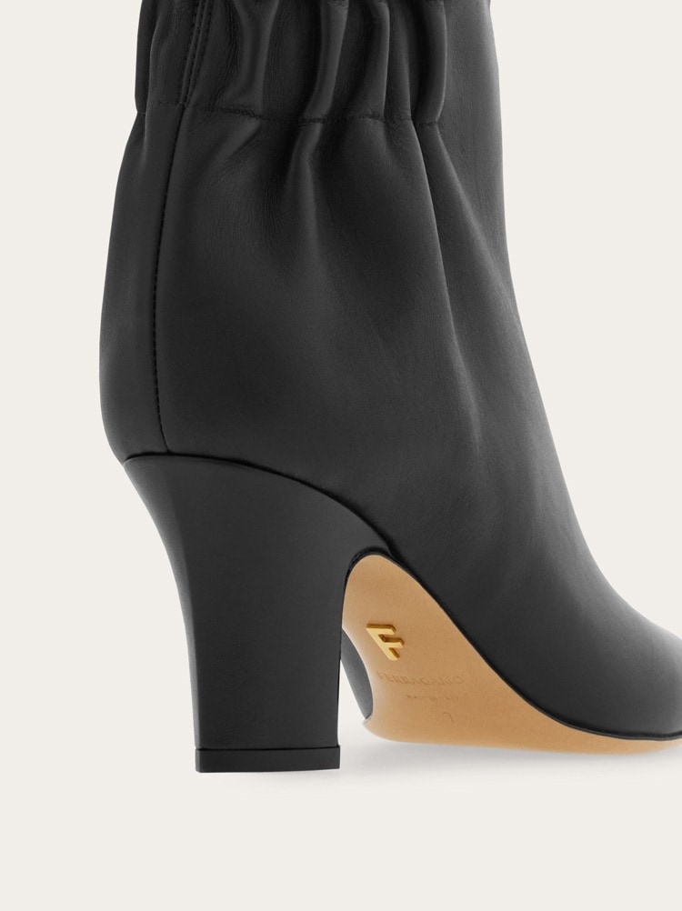 Knee boot with ruched detail Gallery image 7
