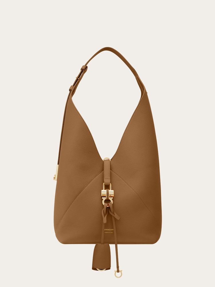 V-shaped hobo bag (M) Gallery image 1