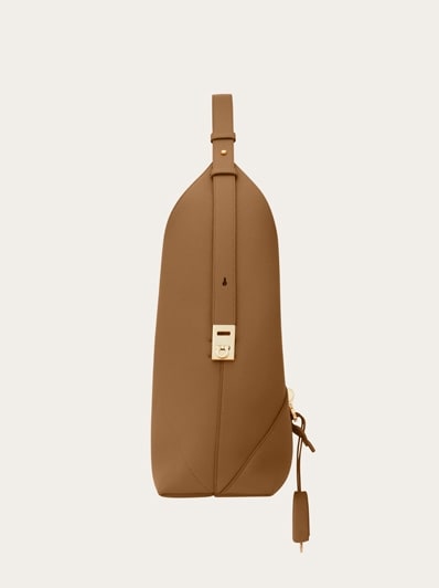 サルバトーレフェラガモ Salvatore Ferragamo FERRAGAMO
