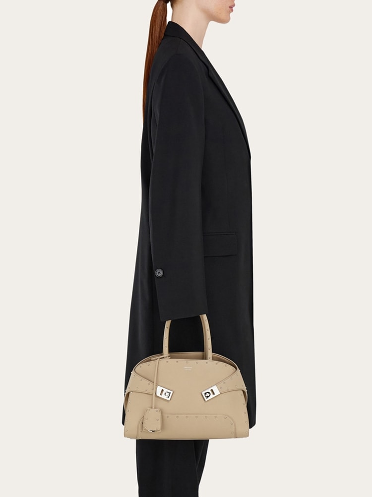 Hug handbag with studs (M) Gallery image 2
