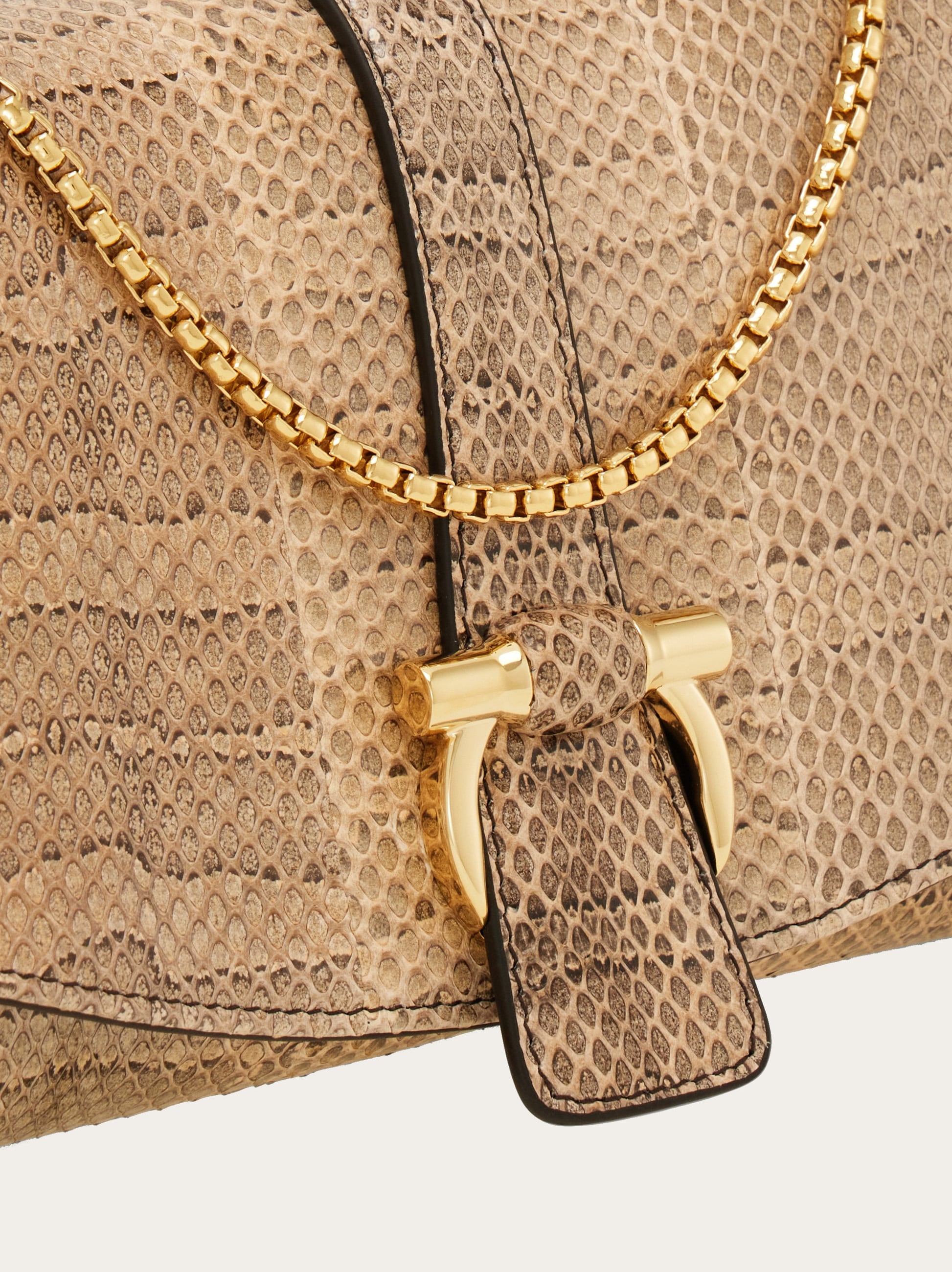 Front flap crossbody bag (S) - Women | Ferragamo