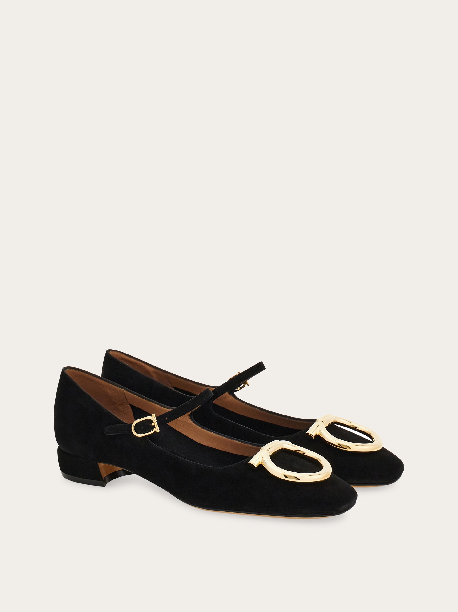 パンプス FERRAGAMO FW25 Mary Jane 'Marry 2' (786975 NEROAMARETTI) Maxi Gancini Mary Jane - Women | Ferragamo