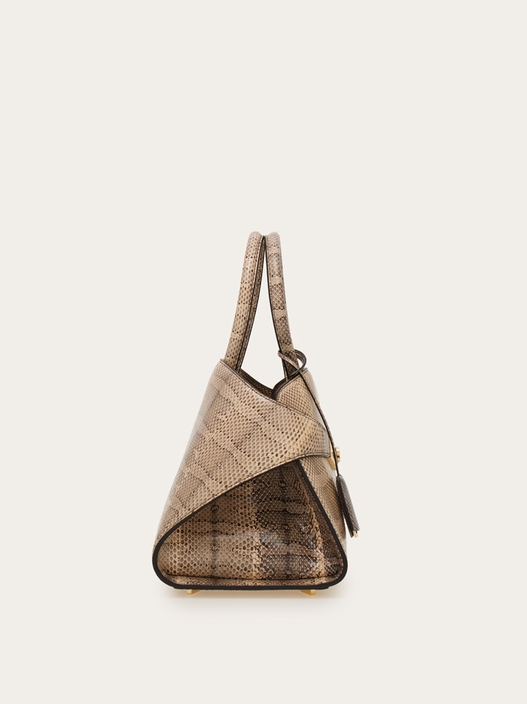 Hug Handtasche (M) Gallery image 4