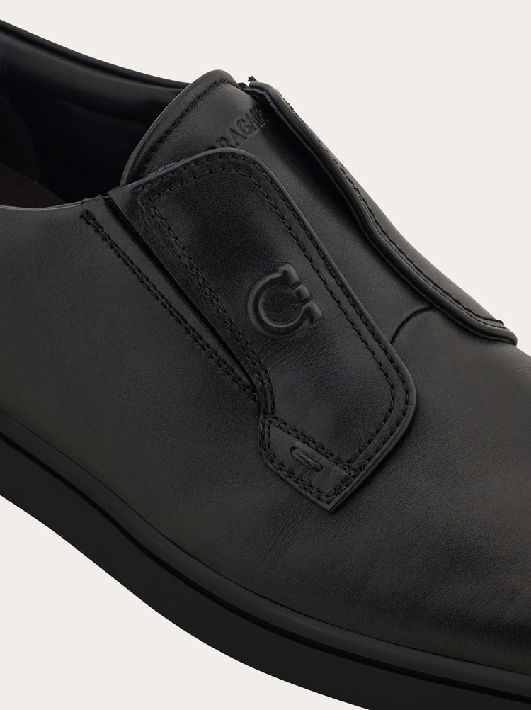 슬립온 스니커즈 Gallery image 6