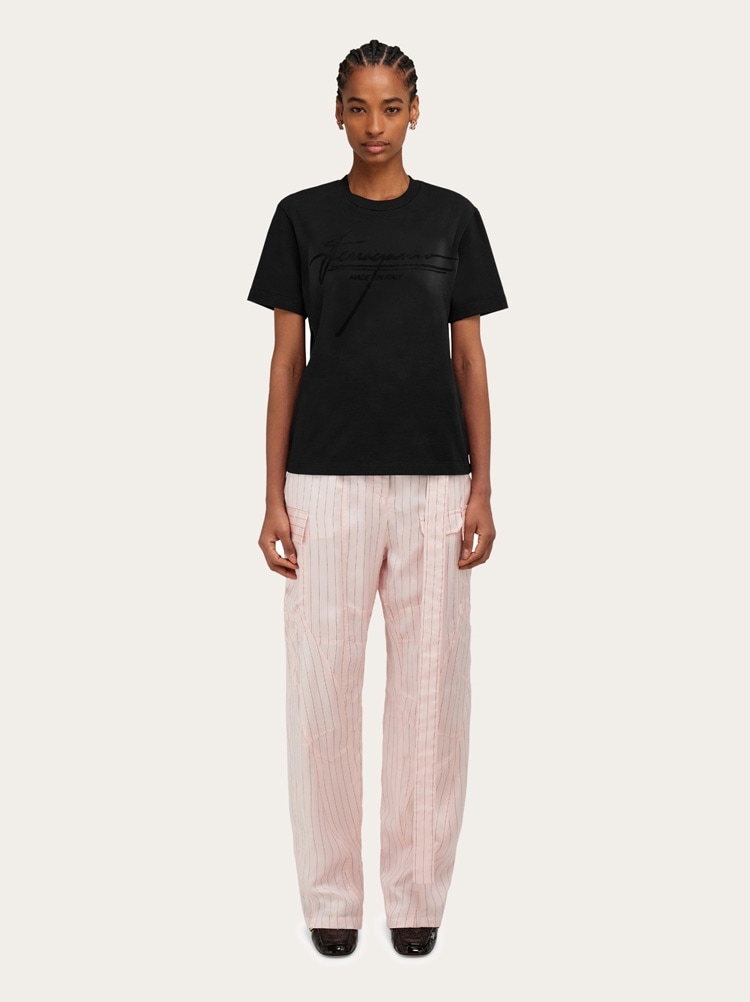 T-shirt with signature detail Gallery image 4