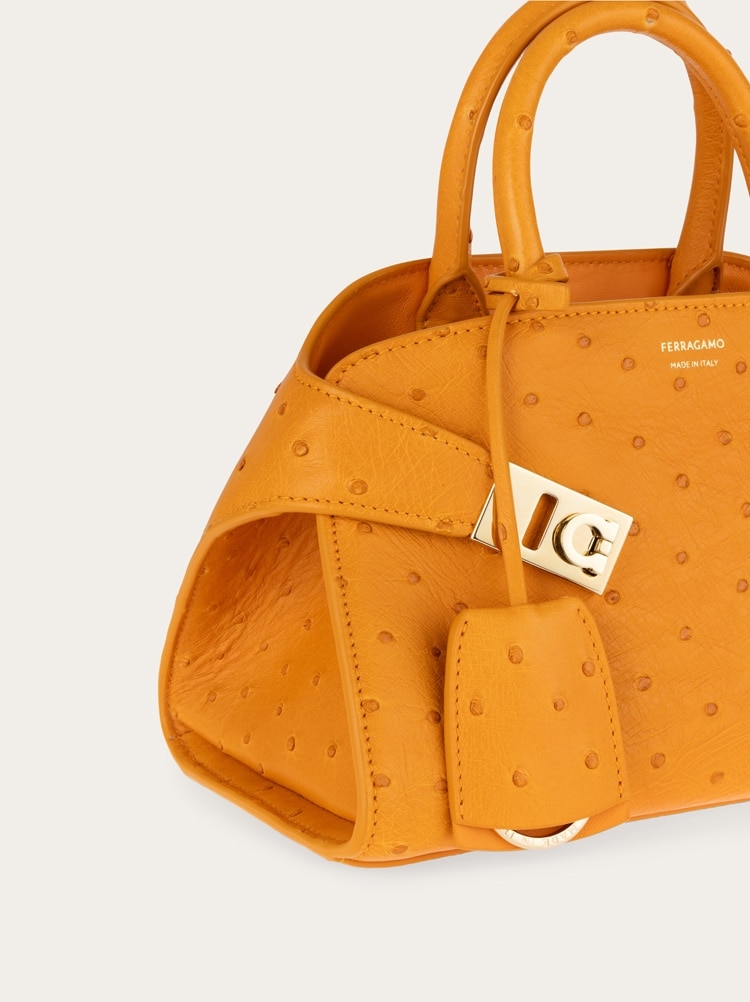 Hug handbag (XS) Gallery image 5