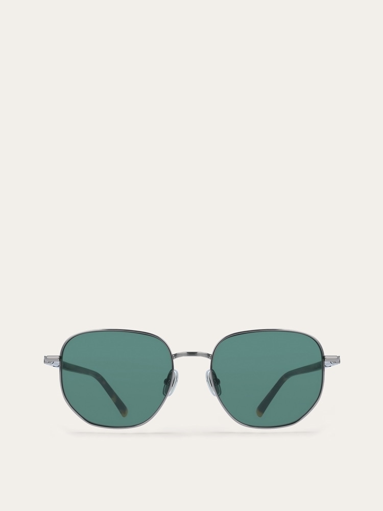 Sunglasses Gallery image 1