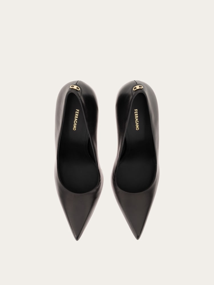 Pump shoe Gallery image 3