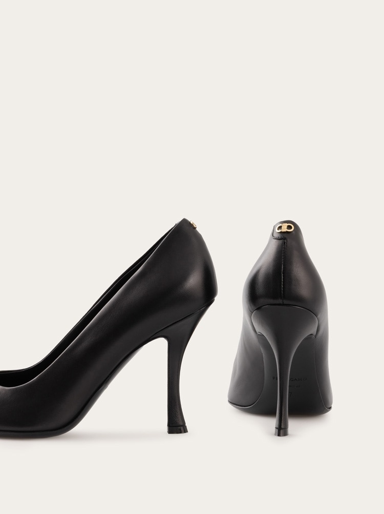 Pump shoe Gallery image 6