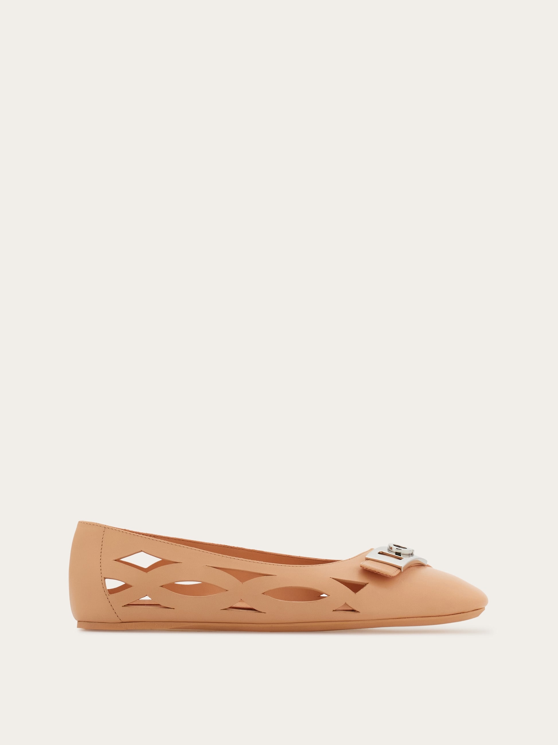 Back to Earth - Hug buckle ballet flat — 787132