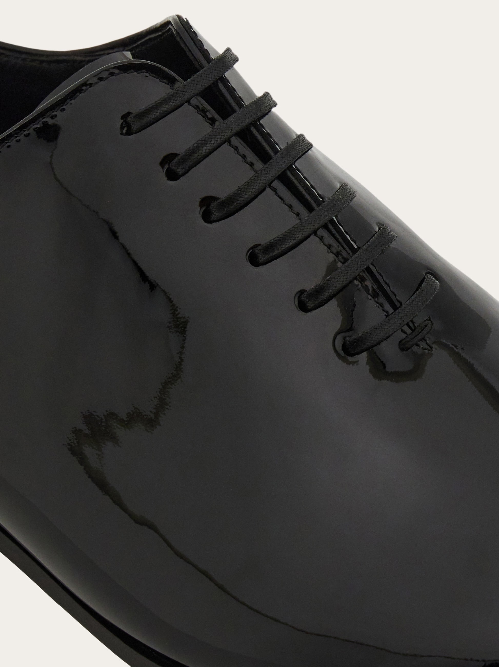 Oxford shoe - Men | Ferragamo