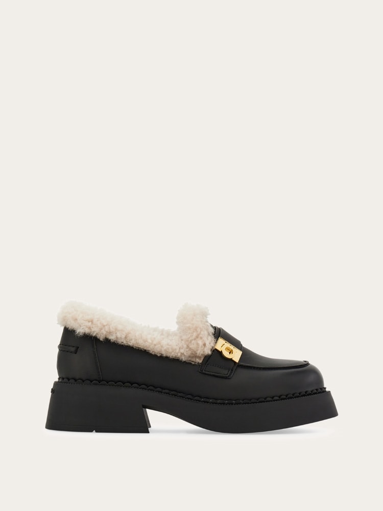 Mocassin avec boucle Hug Gallery image 1