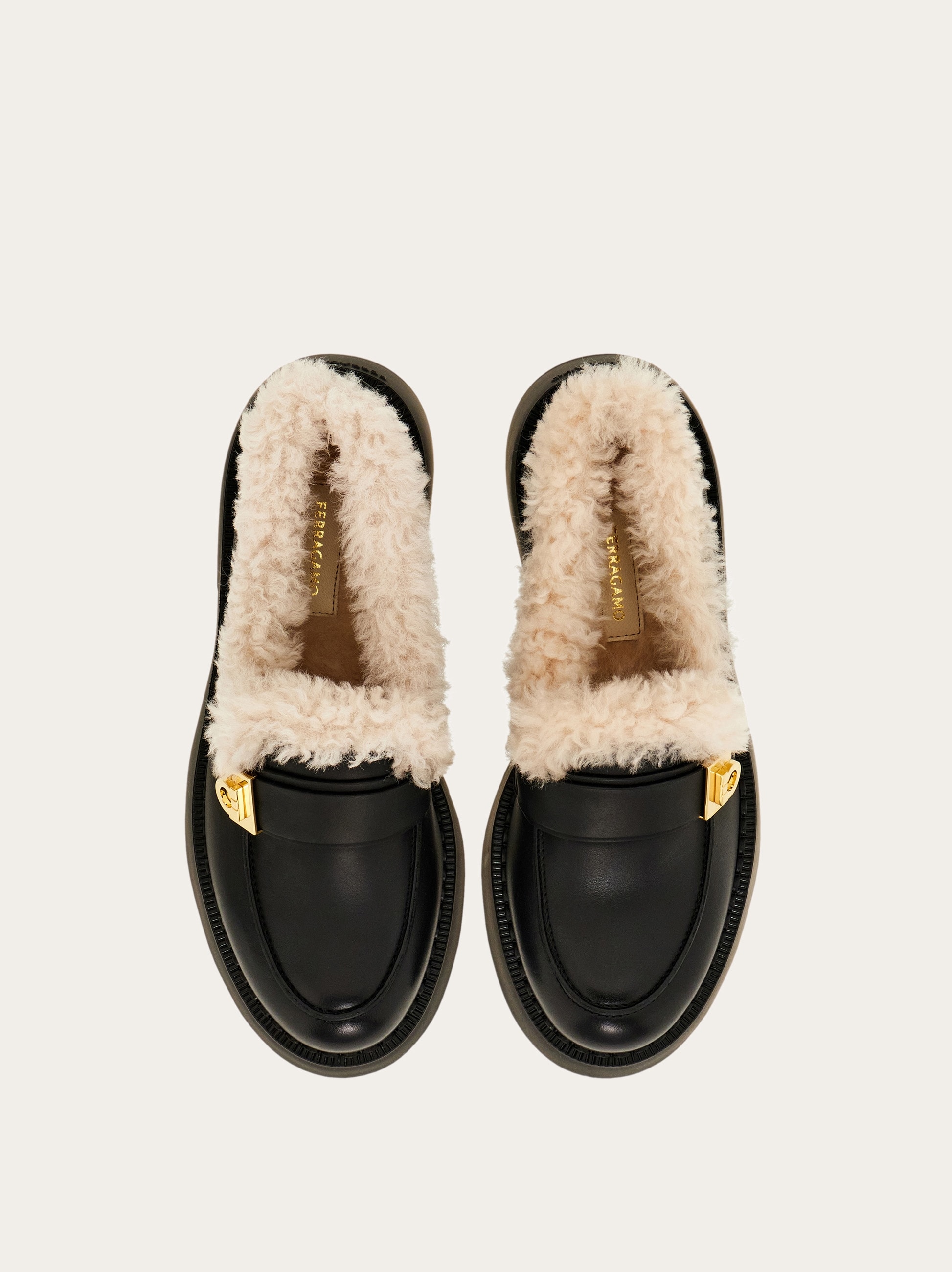 Hug バックル ローファー - ウィメンズ | Ferragamo