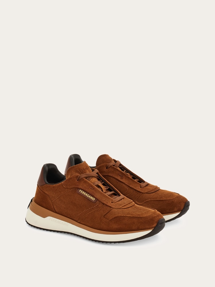 Low cut sneaker Gallery image 2