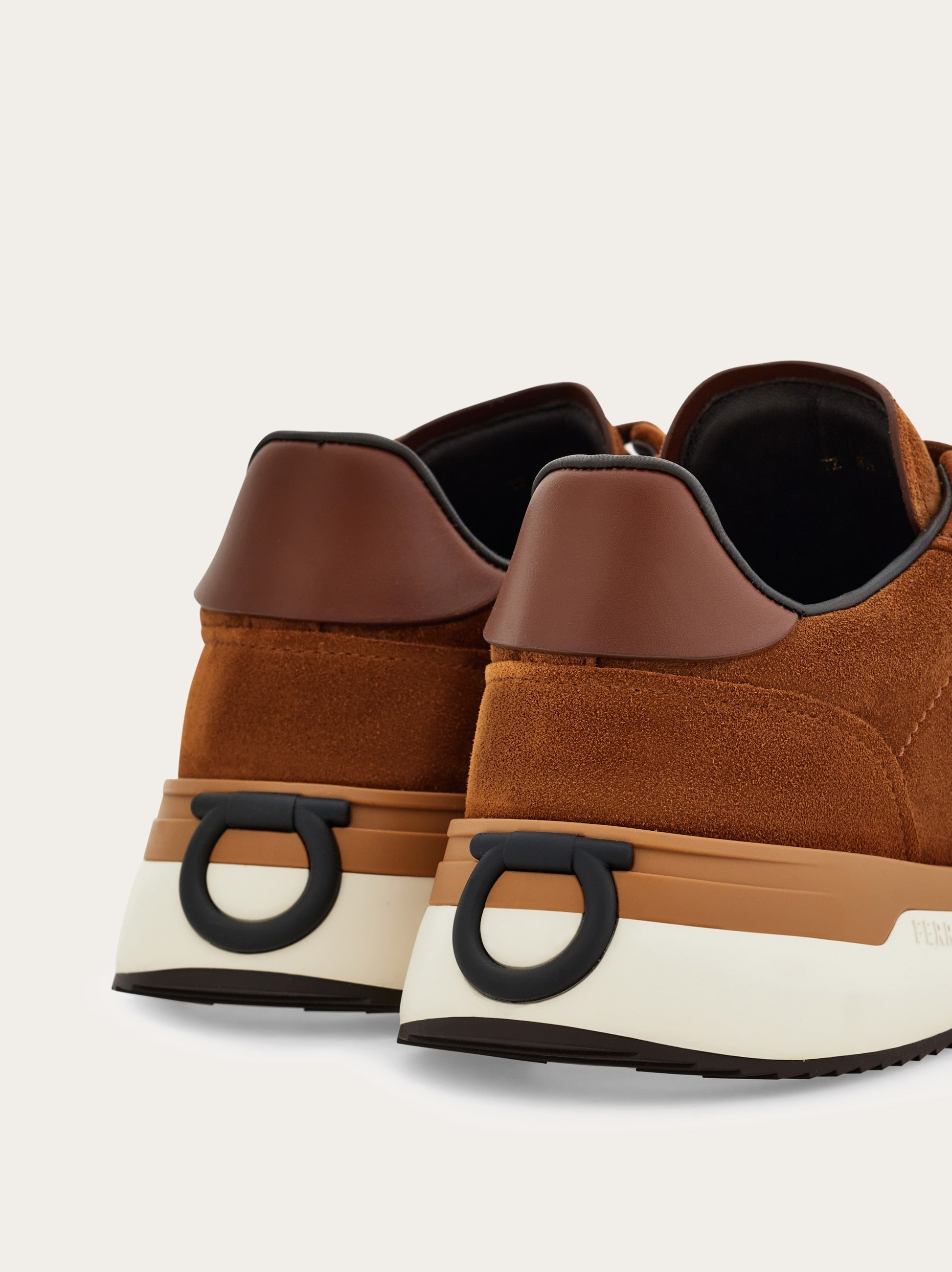 Low cut sneaker - Men | Ferragamo