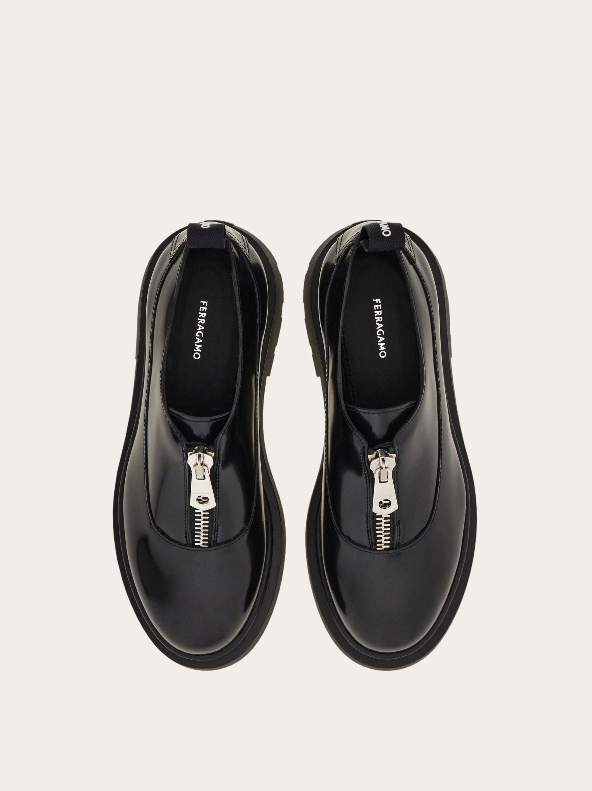 マヒマヒ！美品☆Ferragamo☆フラットシューズ☆6 1/2 C☆ バレリーナシューズ - ウィメンズ | Ferragamo