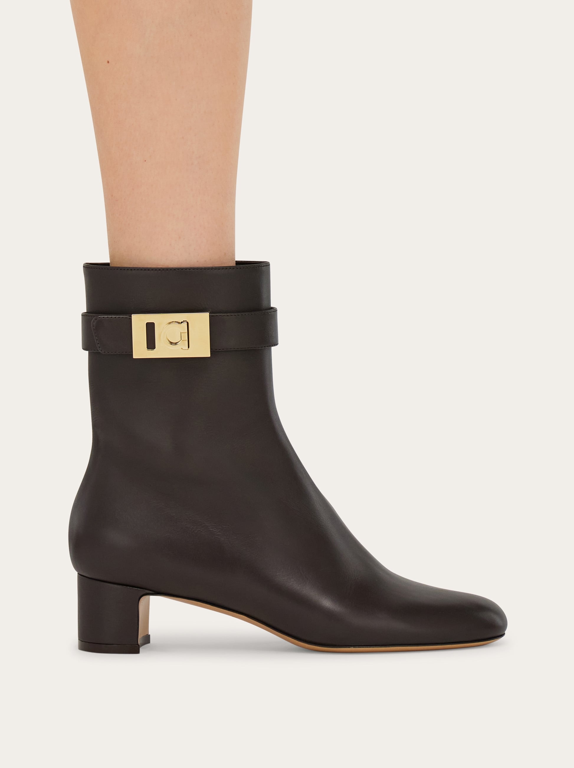 Hug buckle ankle boot - Women | Ferragamo