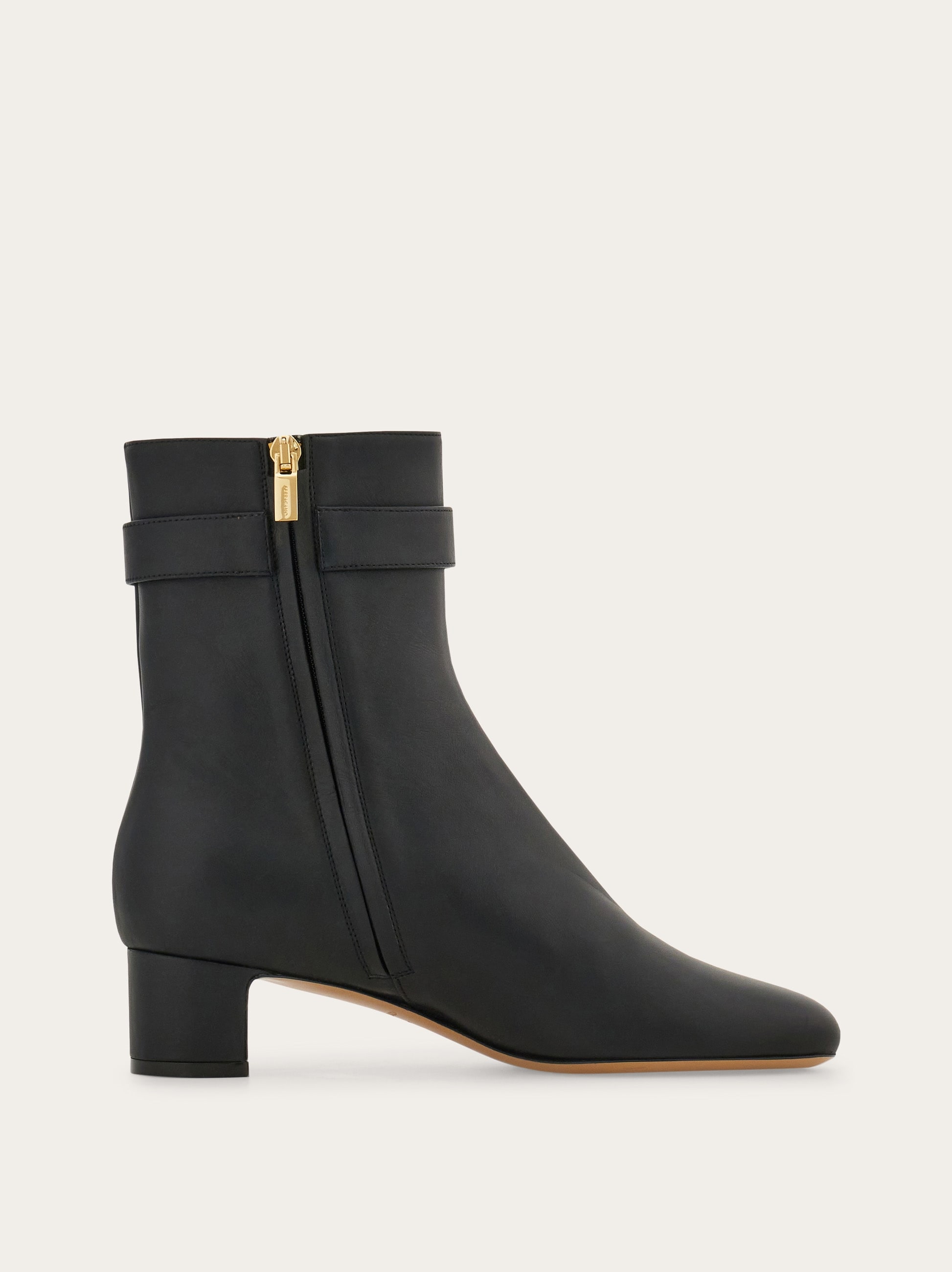 Hug buckle ankle boot - Women | Ferragamo
