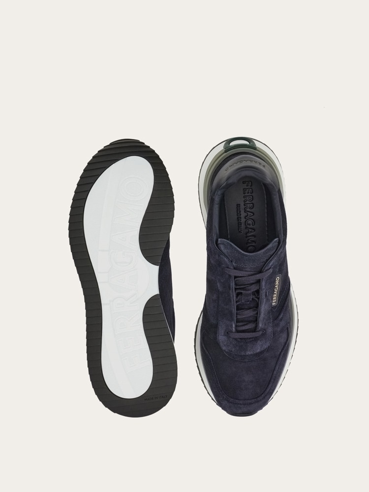 Low cut sneaker Gallery image 5