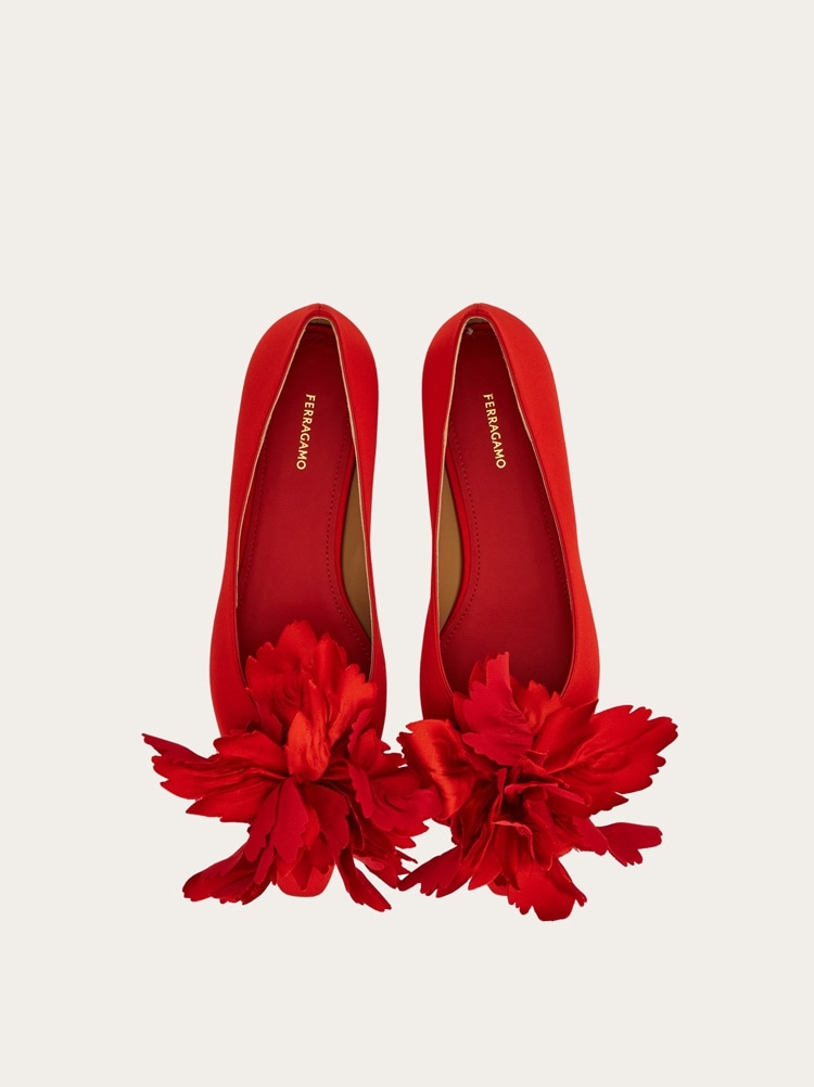 Flower embellished ballet flat Gallery image 3