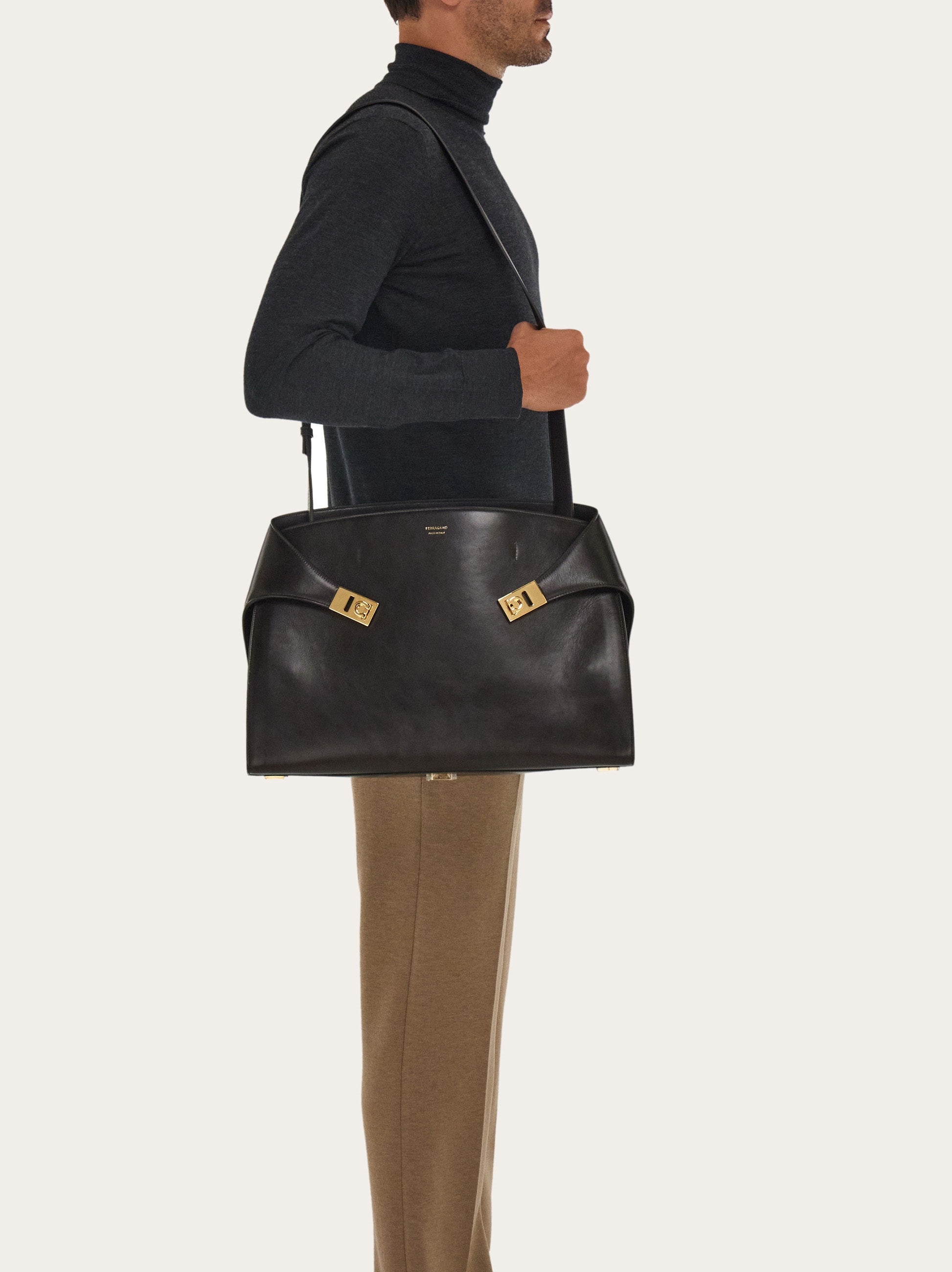 Hug トートバッグ - メンズ | Ferragamo