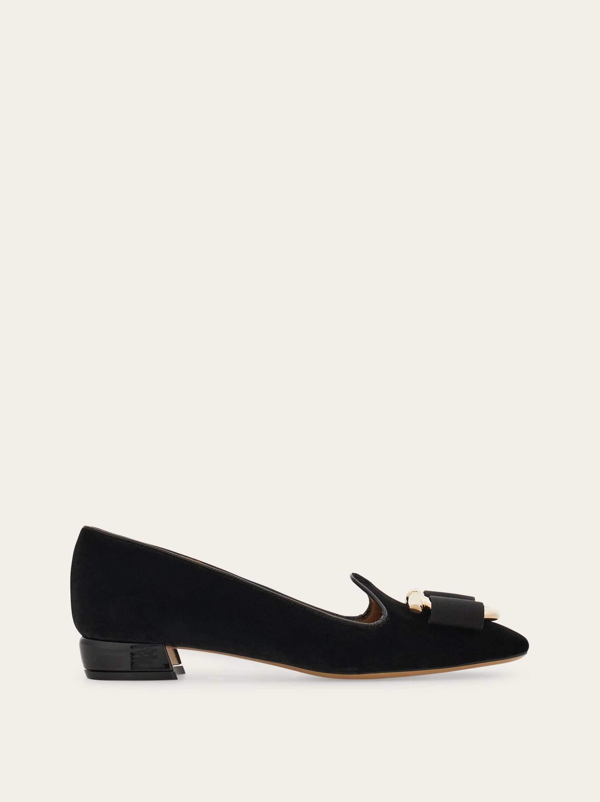 ベルベット パンプス - ウィメンズ | Ferragamo