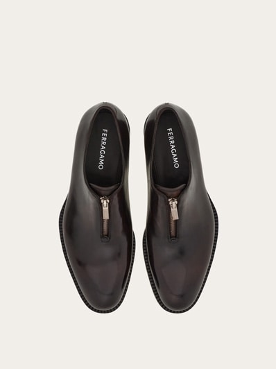 6万取引突破★UPS速達便利用！【FERRAGAMO】DANIA_スニーカー 6万取引突破☆UPS速達便利用！【FERRAGAMO】スニーカー