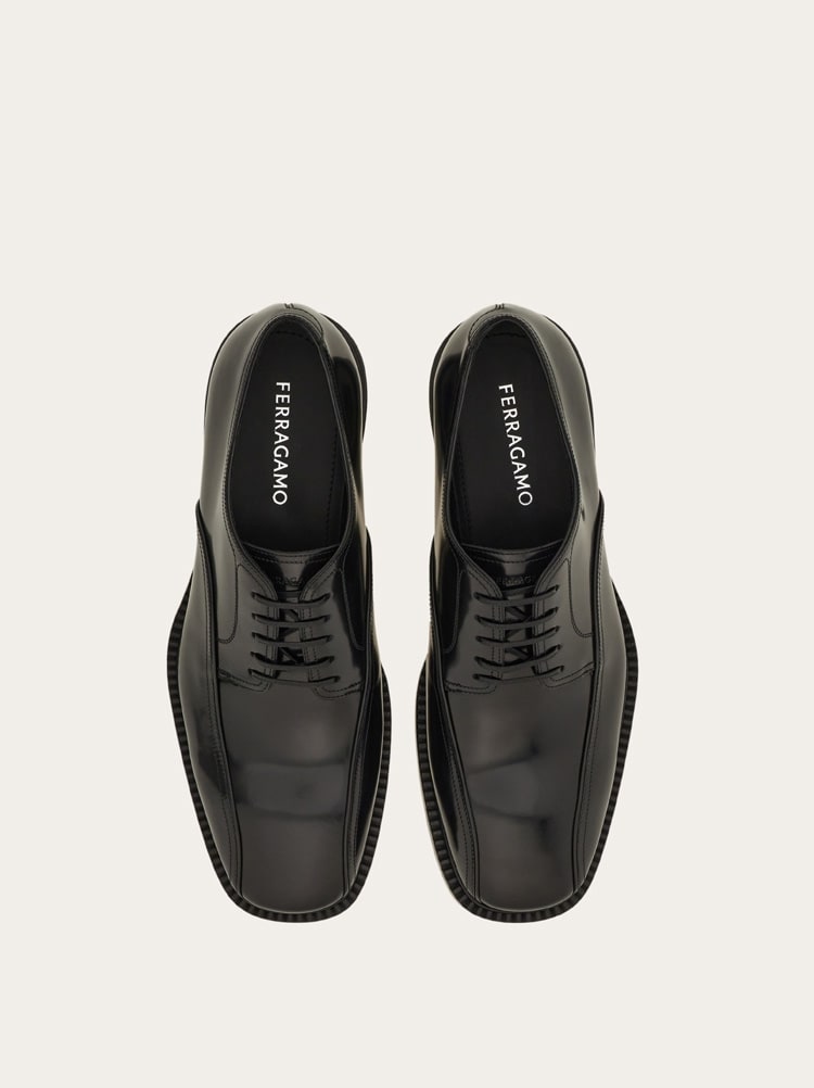 Derby shoe Gallery image 3